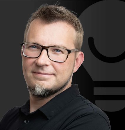 David Warfel headshot